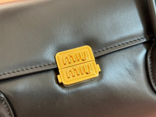 BEAU TOP HANDLE BAG 28 IN BLACK GLOSSY CALFSKIN GOLD HARDWARE