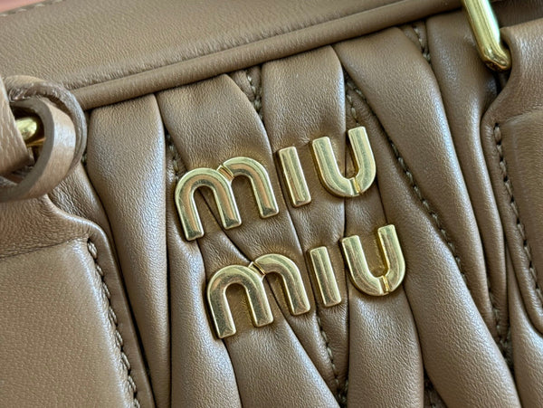 ARCADIE MATELASSÉ BAG 22 IN TAWNY BROWN GLOSSY LAMBSKIN