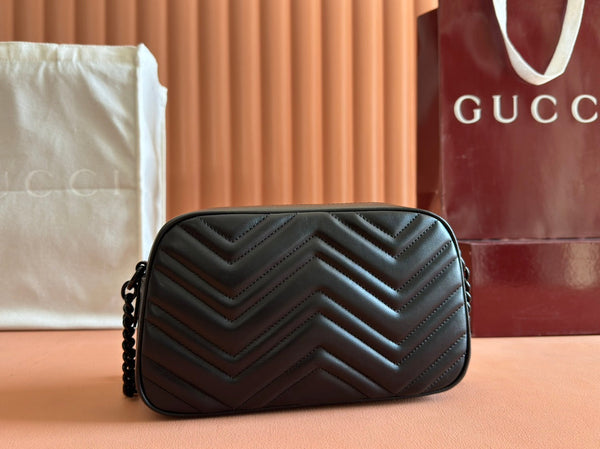 Borsa Gucci GG Marmont 24 in pelle di vitello nera 248345