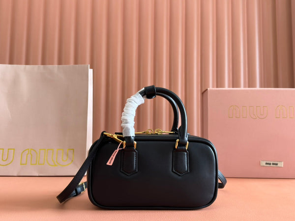 Miu Miu 19 Arcadie Black leather bag Briarwood 239710