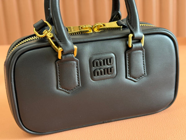 Miu Miu 19 Arcadie Black leather bag Briarwood 239710