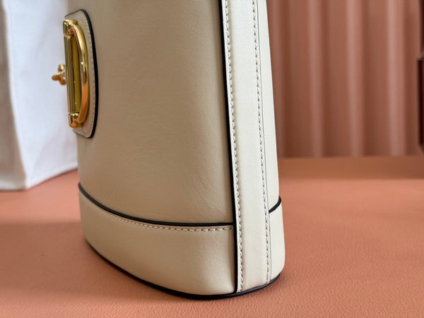 Gucci 73 Mini Bucket Bag White Smooth Leather 244429