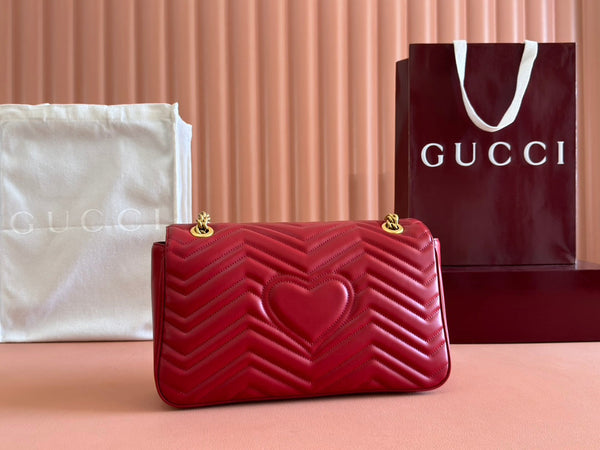 Borsa Gucci GG Marmont 31 in pelle di vitello rossa 248222