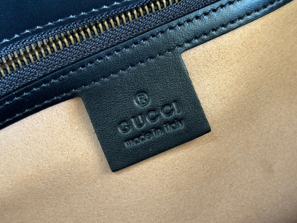 Borsa Gucci GG Marmont 31 in pelle di vitello nera 248223
