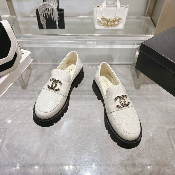 CC Moccasins White Cowhide
