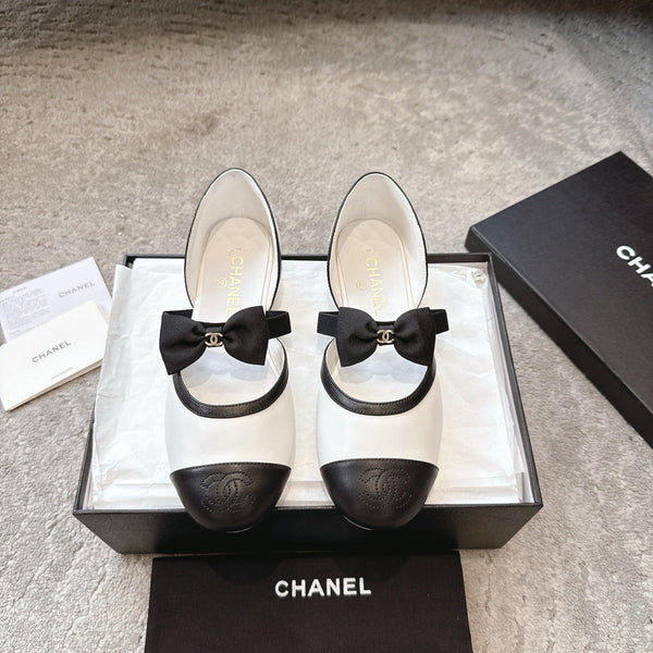 CC 25b Fall-Winter Mary Janes 15mm White Black Calfskin & Sheepskin 415776