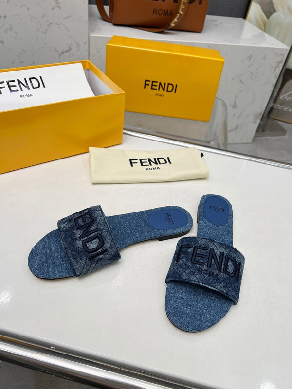 FF 5 NAVY BLUE CANVAS SLIDE
