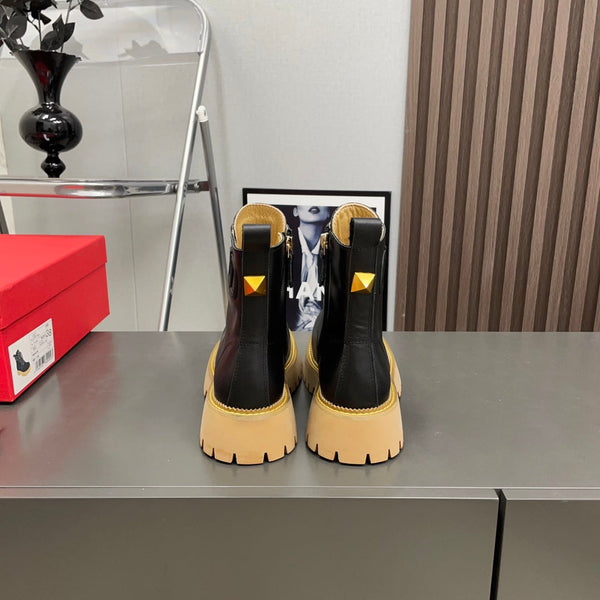 Valentino Ankle Boots 30MM In Black Cowhide 996142