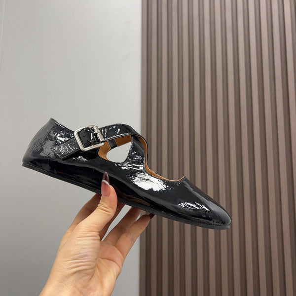 Alaila Criss Cross Ballet Flats In Black Glossy Calfskin 996027