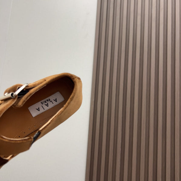 Alaila Criss Cross Ballet Flats In Brown Velvet 996041