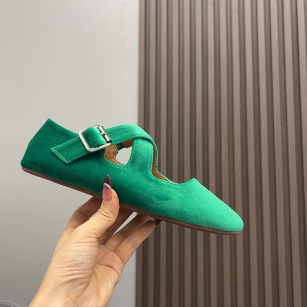 Alaila Criss Cross Ballet Flats In Green Velvet 996047