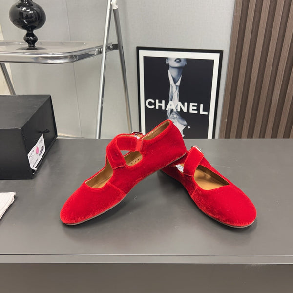 Alaila Criss Cross Ballet Flats In Red Velvet 996049