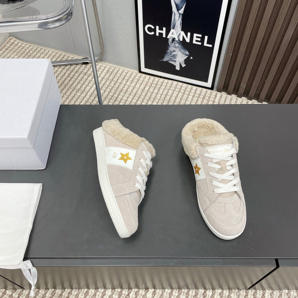 CD Star Sneaker In Light Brown Grey Suede 996000