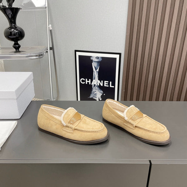 CD Loafer In Light Yellow Brown Suede 996007