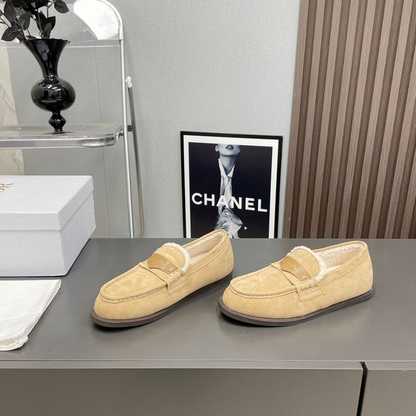 CD Loafer In Light Yellow Brown Suede 996007