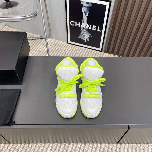 HIGH-TOP SNEAKERS IN WHITE MIX NEON GREEN CALFSKIN