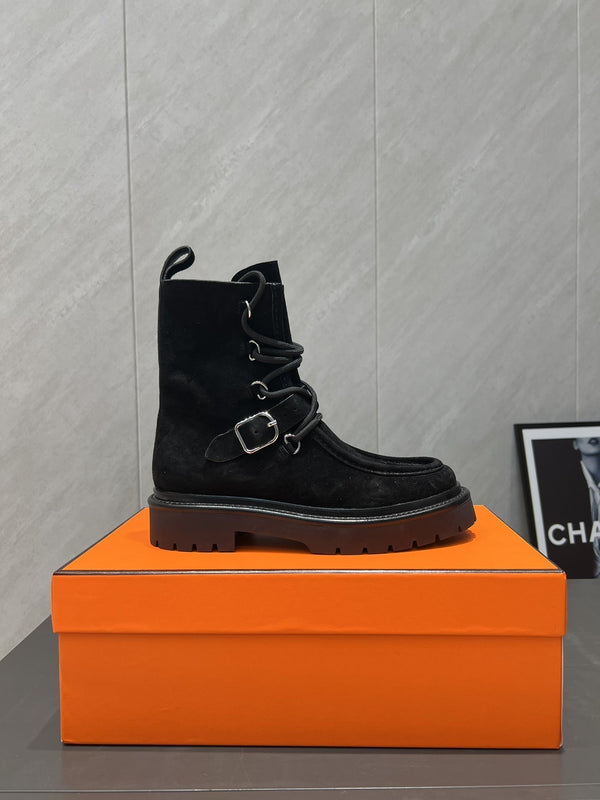 HM 25s Tobacco Boots 30mm Black Suede 442556