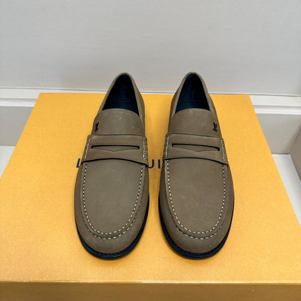 LV MAJOR LOAFERS IN PEANUT BROWN SUEDE CALFSKIN