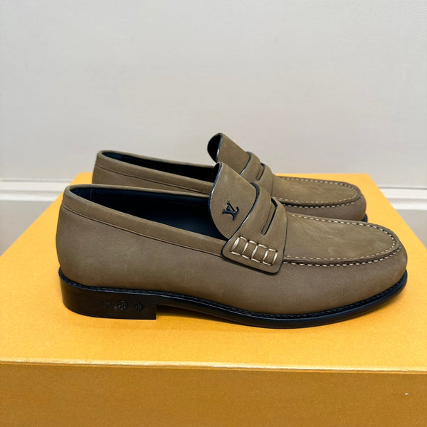 LV MAJOR LOAFERS IN PEANUT BROWN SUEDE CALFSKIN
