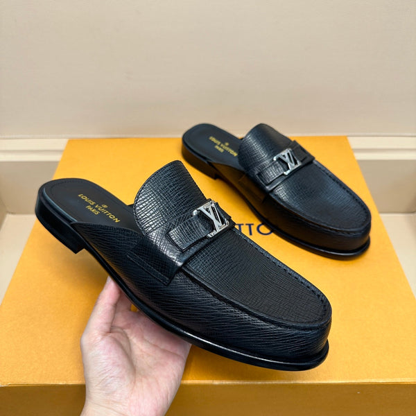 LV EASY MULE IN BLACK CALFSKIN