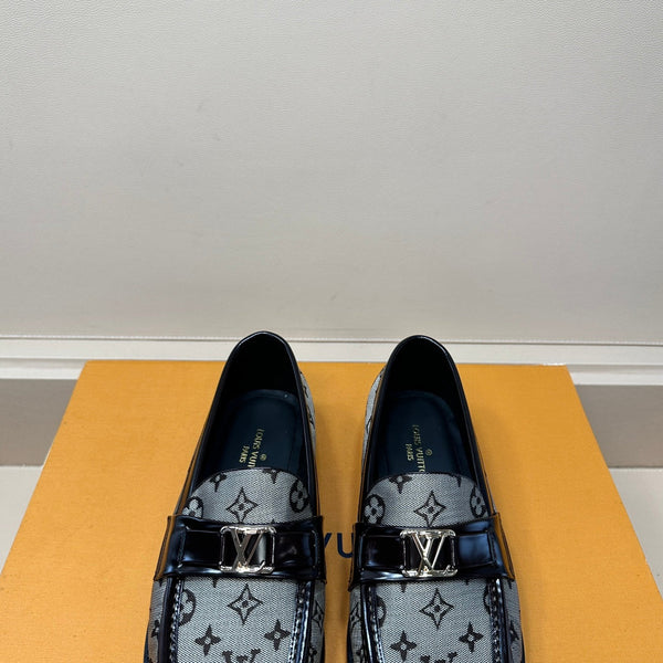 LV LOAFERS IN GREY MONOGRAM JACQUARD
