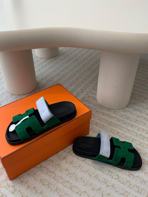 sandalo chypre verde scuro blu nuvola pelle scamosciata vitello nero