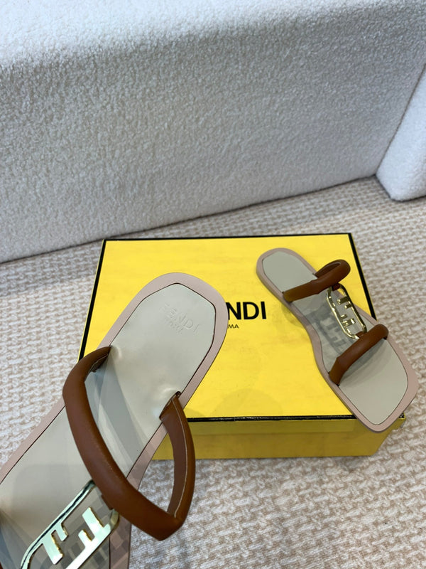 FENDI O'LOCK SLIDES BROWN CALFSKIN WITH GOLD HARDWARE