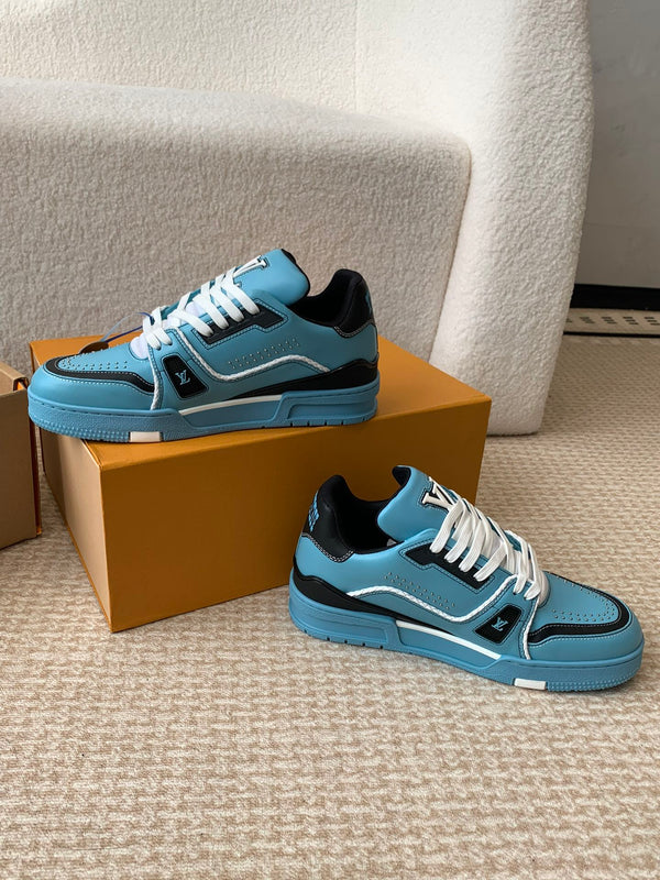 Sneaker LV Trainer in pelle di vacchetta blu