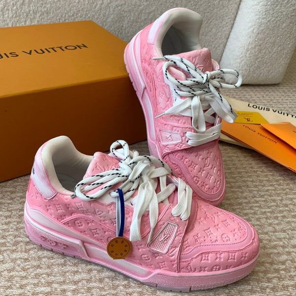 Sneaker LV Trainer 30mm in pelle di vacchetta rosa