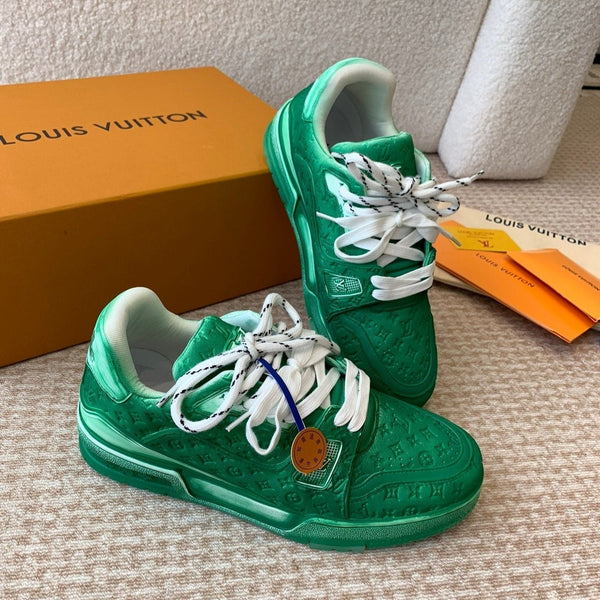 Sneaker LV Trainer 30mm in pelle bovina verde