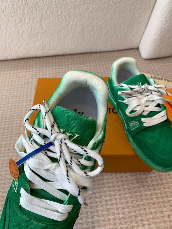 Sneaker LV Trainer 30mm in pelle bovina verde