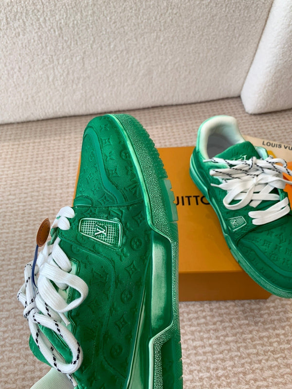 Sneaker LV Trainer 30mm in pelle bovina verde