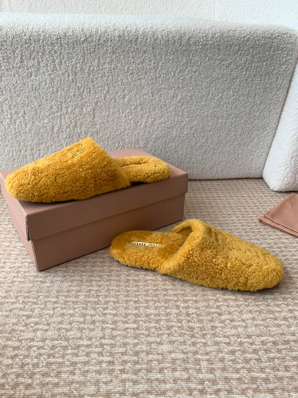 Miu Slippers Dark Yellow Wool