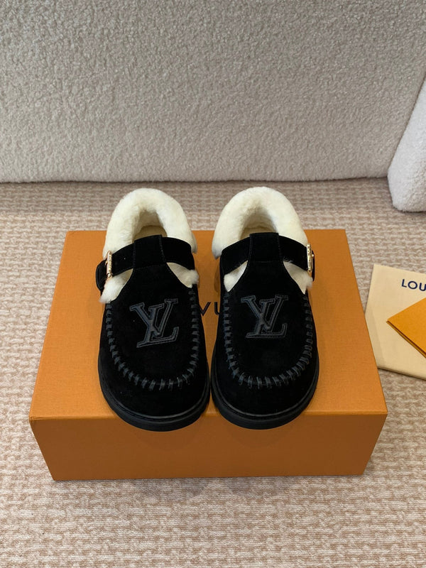 COLORADO COMFORT MARY JANE IN BLACK SUEDE AND SHEARLING LINING