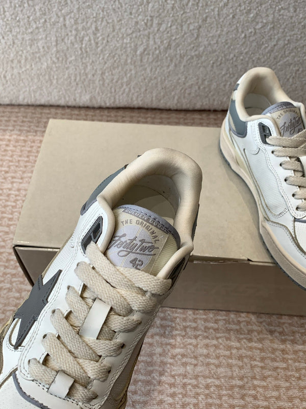 FORTY2 SNEAKERS WITH GREY STAR AND WHITE LEATHER HEEL TAB