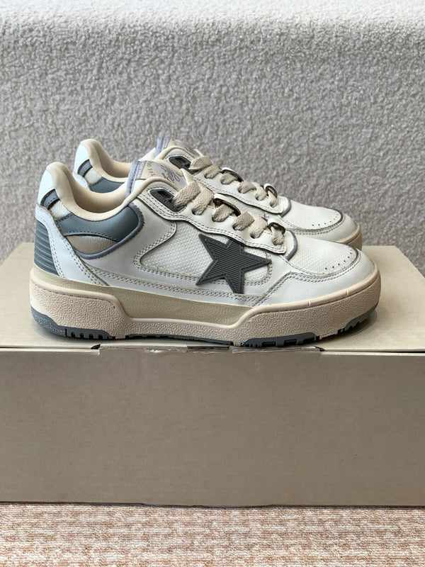 FORTY2 SNEAKERS WITH GREY STAR AND WHITE LEATHER HEEL TAB