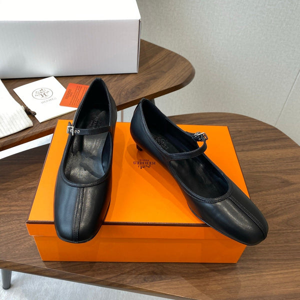 HM 25s Mary Jane 40mm Black Calfskin 422570