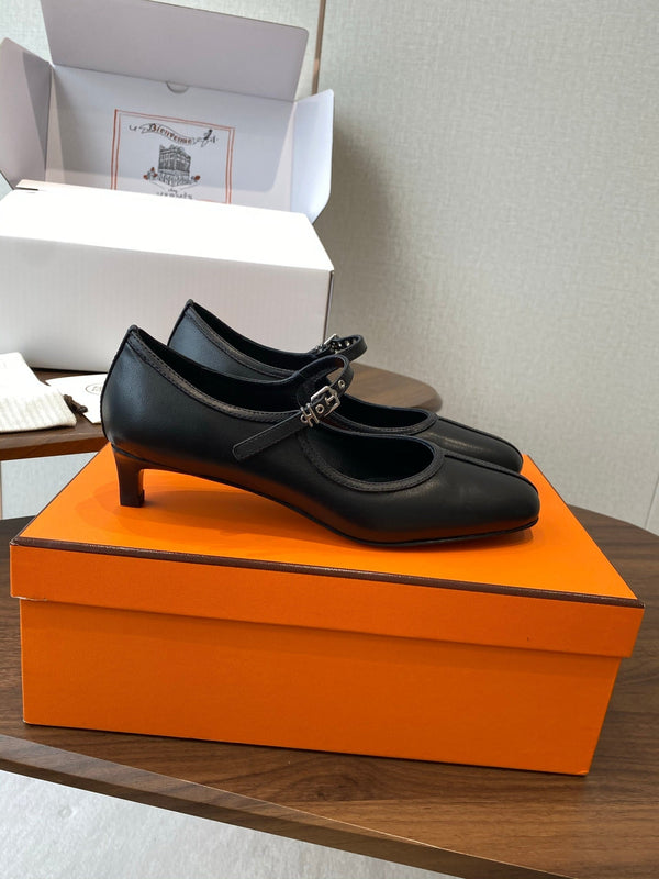 HM 25s Mary Jane 40mm Black Calfskin 422570