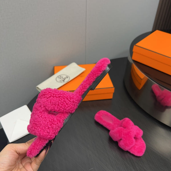 Sandalo HM Oran in lana rosa intenso 952310