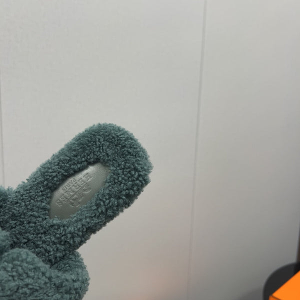 HM Oran Sandal Dark Grey Green Wool 952312