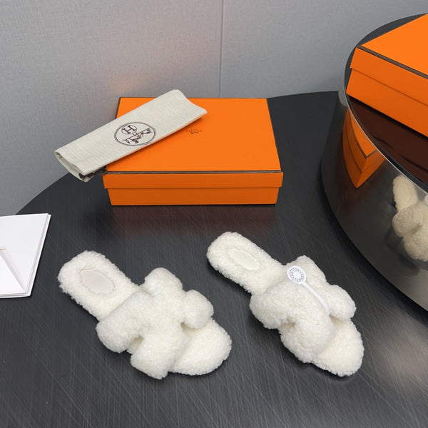 HM Oran Sandal White Wool 952326