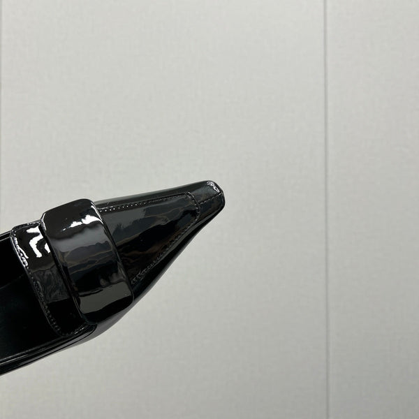 D'ORSAY PUMPS IN BLACK GLOSSY CALFSKIN