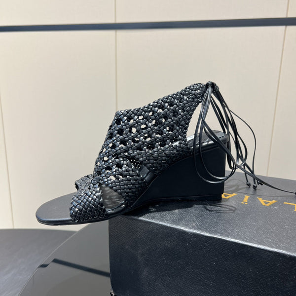 Alaia 25 Round-toe Braided Wedge Sandals 75mm Black Woven Leather 433565