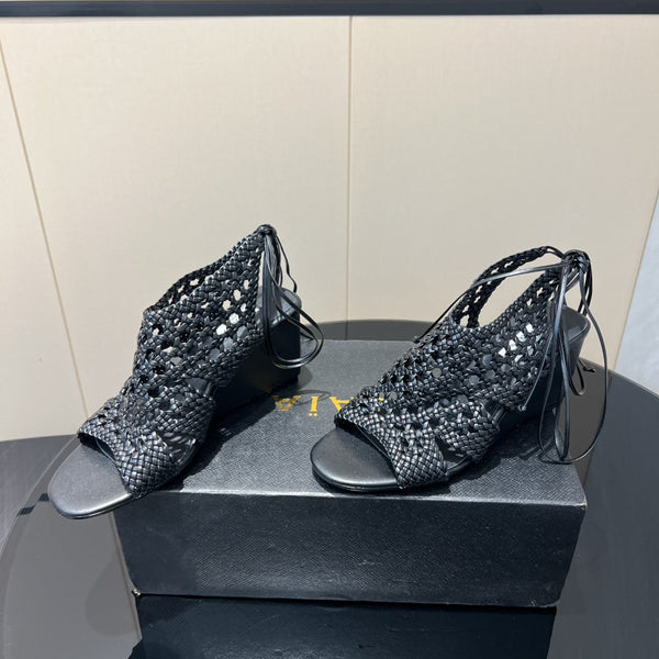 Alaia 25 Round-toe Braided Wedge Sandals 75mm Black Woven Leather 433565