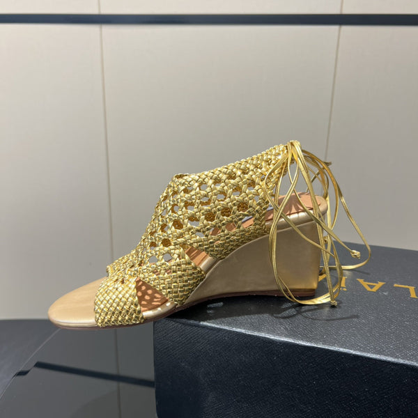 Alaia 25 Round-toe Braided Wedge Sandals 75mm Gold Metallic Woven Leather433569