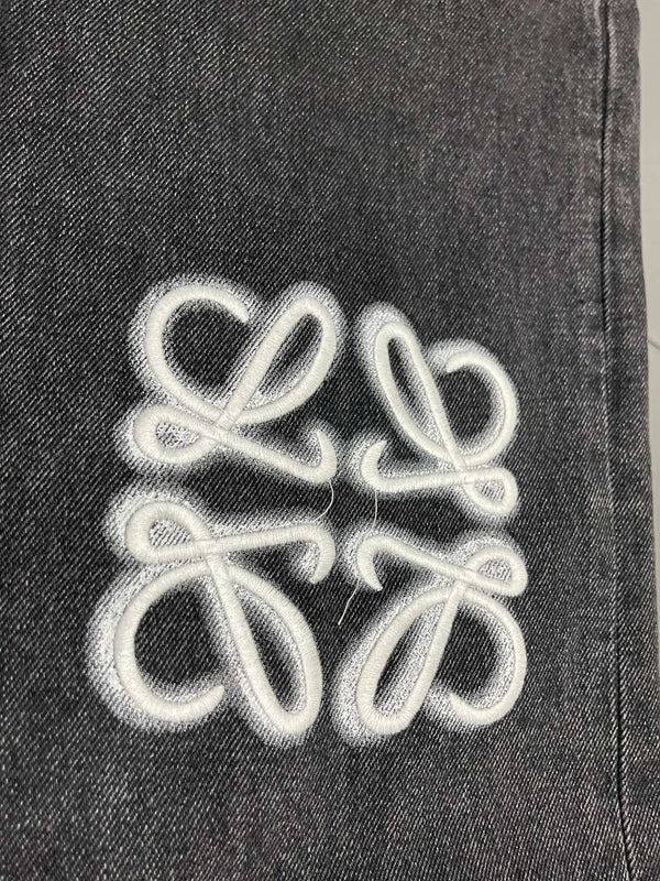 Loew White Anagram Dark Grey Jean