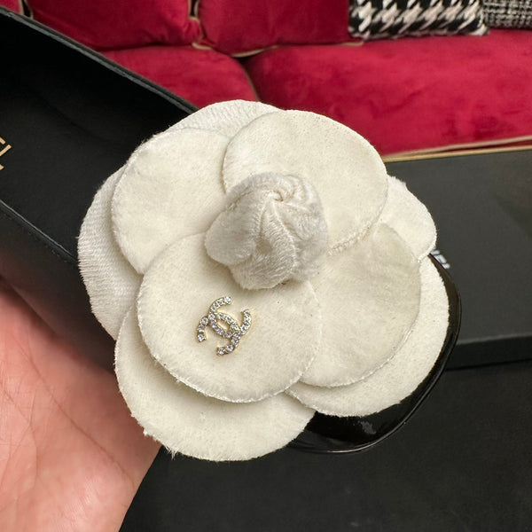 ballet flat white flower black calfskin