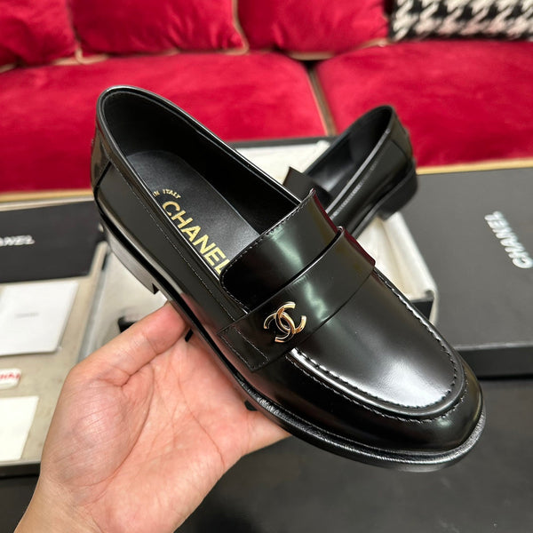 CC Moccasins Glossy Black Calfskin