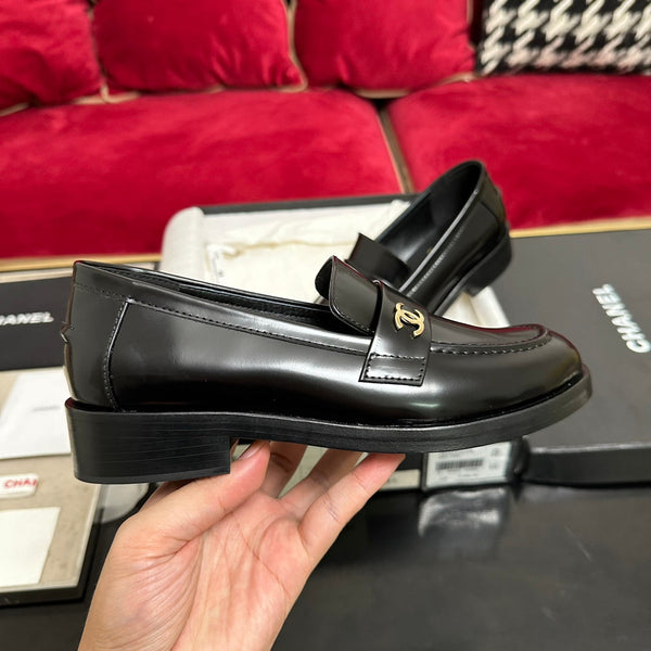 CC Moccasins Glossy Black Calfskin