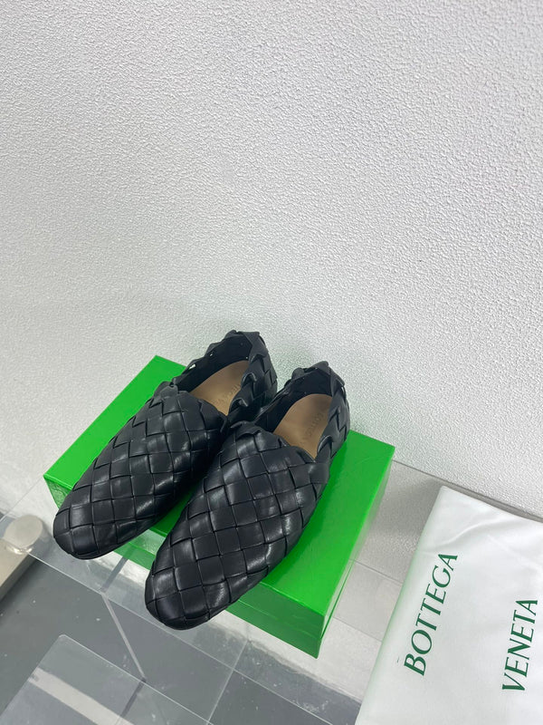 Bottega Veneta Intrecciato Black Lambskin 972909